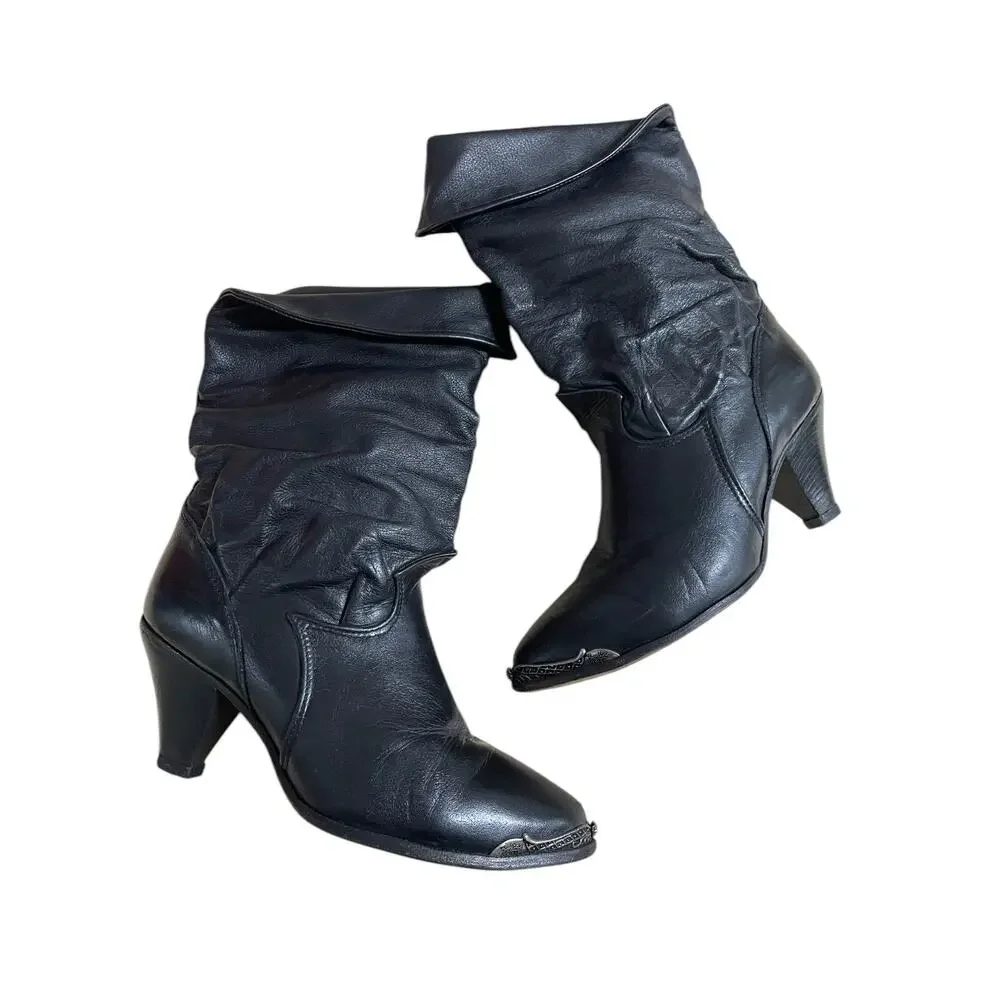 Zodiac Boots Womens 7.5 M Heeled Slouch Black Leather Metal Tip Pull On